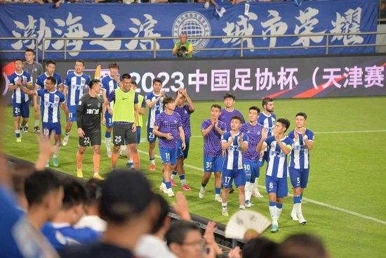 下半场补时3分钟，拜仁3-0斯图加特。